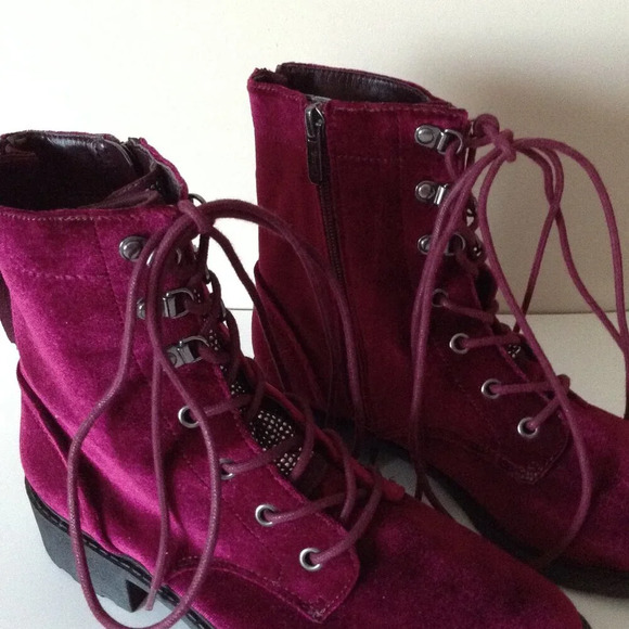 Sam Edelman Circus Women's Red Velvet Lace Up Combat Boots Size 7.5 WW - Picture 2 of 11